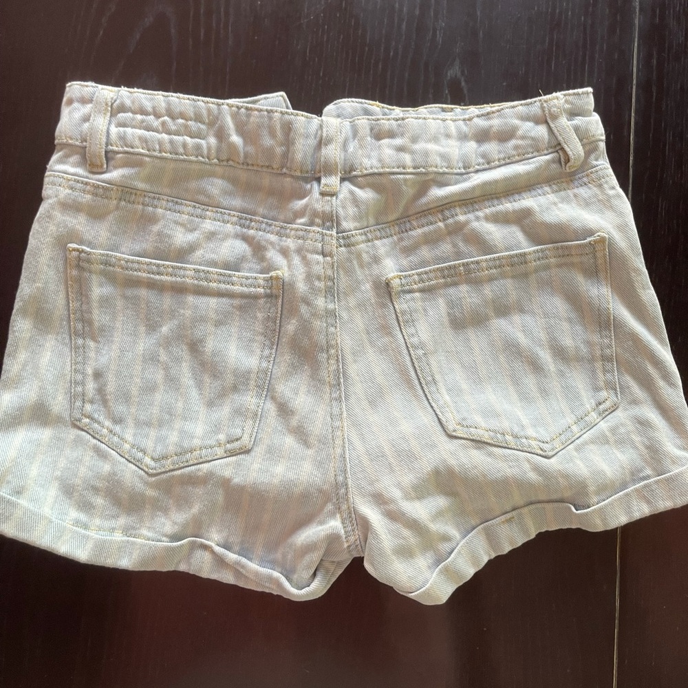 Light striped jean shorts